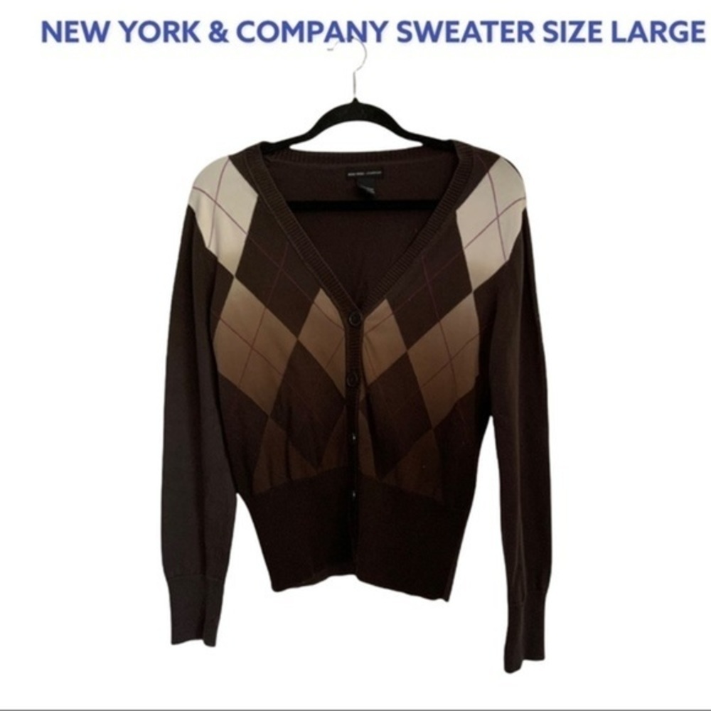 NEW YORK & COMPANY WOMEN SWEATER KEEP WARM THIS WINTER. NWOT - Picture 1 of 3